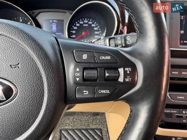 Белый Киа Карнивал, объемом двигателя 2.2 л и пробегом 140 тыс. км за 25900 $, фото 13 на Automoto.ua