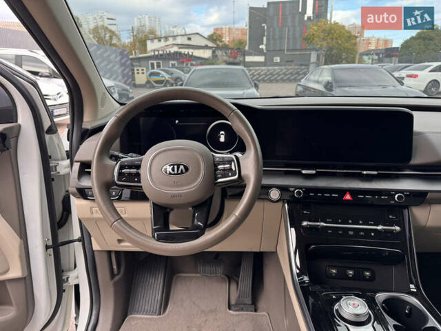 Киа Карнивал 2020 в Одессе на Automoto.ua Белый Киа Карнивал, объемом двигателя 2.2 л и пробегом 99 тыс. км за 36900 $, фото 6 на Automoto.ua