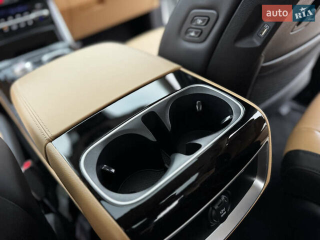 Белый Киа Карнивал, объемом двигателя 2.2 л и пробегом 23 тыс. км за 41900 $, фото 104 на Automoto.ua