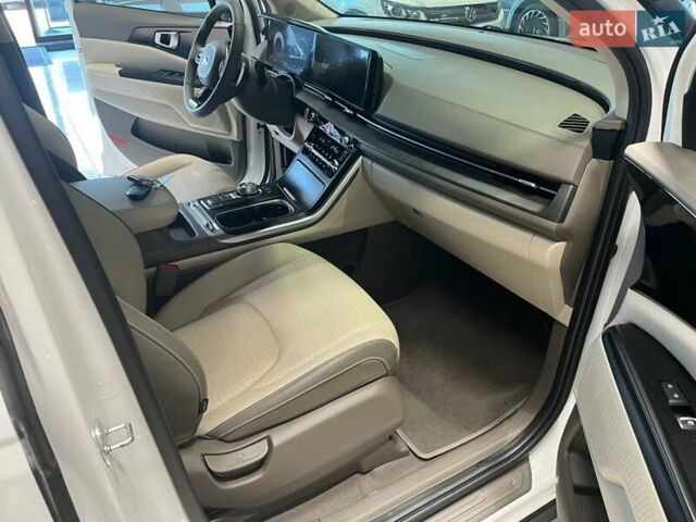 Киа Карнивал 2021 в Одессе на Automoto.ua Белый Киа Карнивал, объемом двигателя 2.15 л и пробегом 70 тыс. км за 42500 $, фото 23 на Automoto.ua