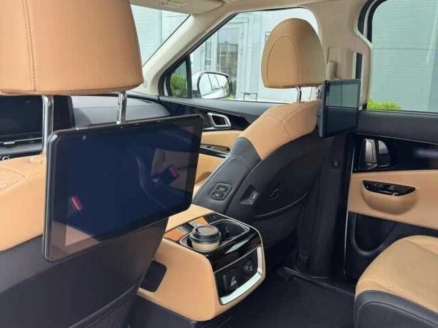 Белый Киа Карнивал, объемом двигателя 2.2 л и пробегом 34 тыс. км за 20300 $, фото 14 на Automoto.ua