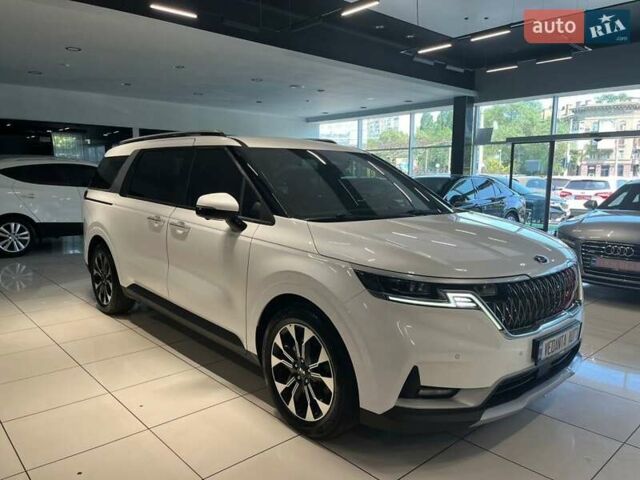 Киа Карнивал 2021 в Одессе на Automoto.ua Белый Киа Карнивал, объемом двигателя 2.15 л и пробегом 70 тыс. км за 42500 $, фото 2 на Automoto.ua