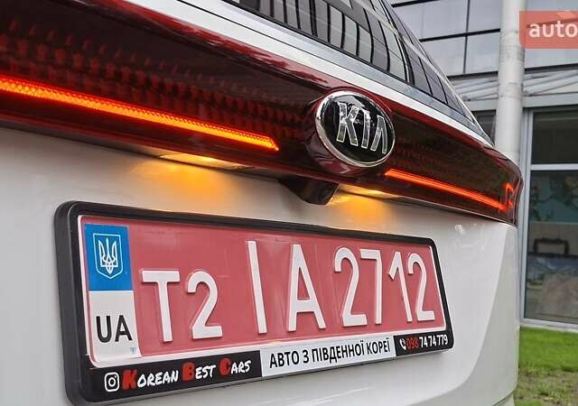 Белый Киа Карнивал, объемом двигателя 2.2 л и пробегом 144 тыс. км за 39700 $, фото 129 на Automoto.ua