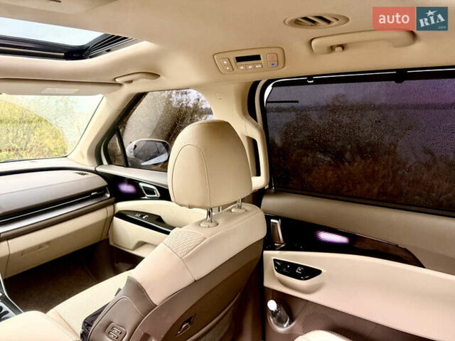 Белый Киа Карнивал, объемом двигателя 2.2 л и пробегом 85 тыс. км за 35500 $, фото 11 на Automoto.ua