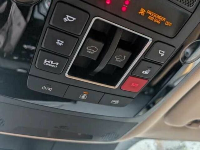 Белый Киа Карнивал, объемом двигателя 2.2 л и пробегом 43 тыс. км за 33000 $, фото 14 на Automoto.ua