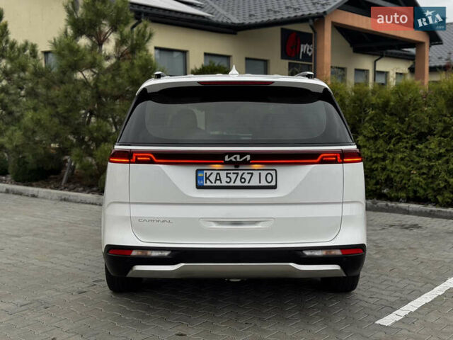 Белый Киа Карнивал, объемом двигателя 2.2 л и пробегом 23 тыс. км за 41900 $, фото 27 на Automoto.ua
