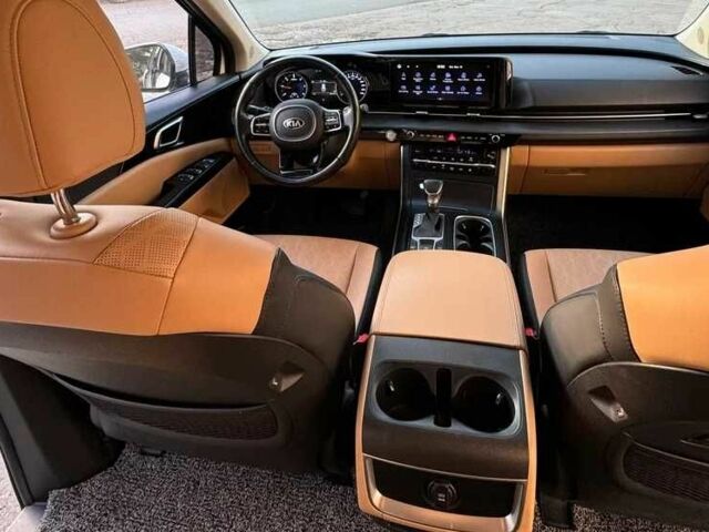 Белый Киа Карнивал, объемом двигателя 2.2 л и пробегом 39 тыс. км за 30000 $, фото 15 на Automoto.ua