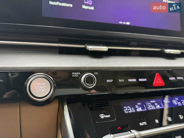 Белый Киа Карнивал, объемом двигателя 2.2 л и пробегом 12 тыс. км за 44500 $, фото 54 на Automoto.ua