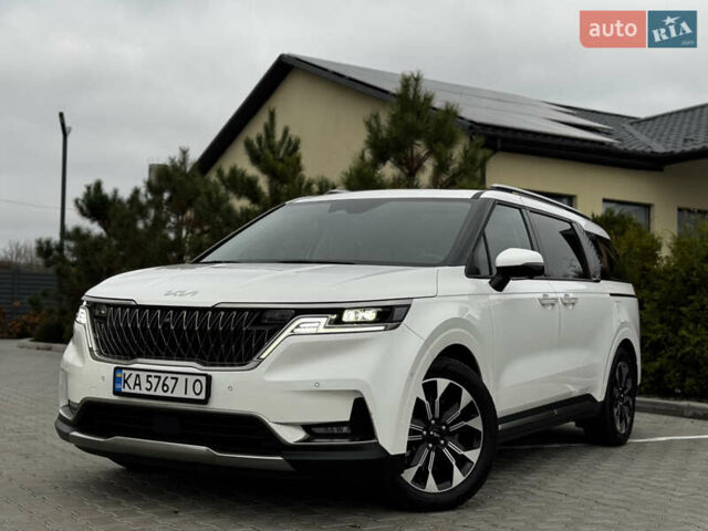 Белый Киа Карнивал, объемом двигателя 2.2 л и пробегом 23 тыс. км за 41900 $, фото 1 на Automoto.ua