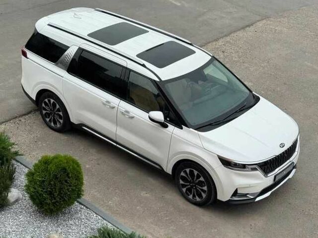 Белый Киа Карнивал, объемом двигателя 2.2 л и пробегом 34 тыс. км за 20300 $, фото 5 на Automoto.ua