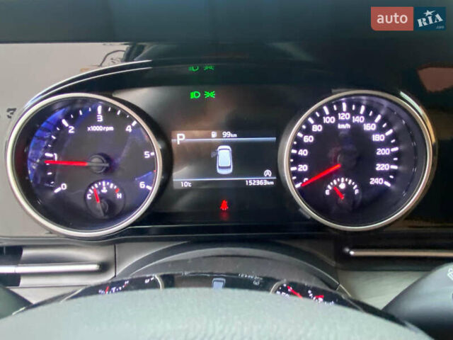 Білий Кіа Карнівал, об'ємом двигуна 2.2 л та пробігом 152 тис. км за 29950 $, фото 12 на Automoto.ua
