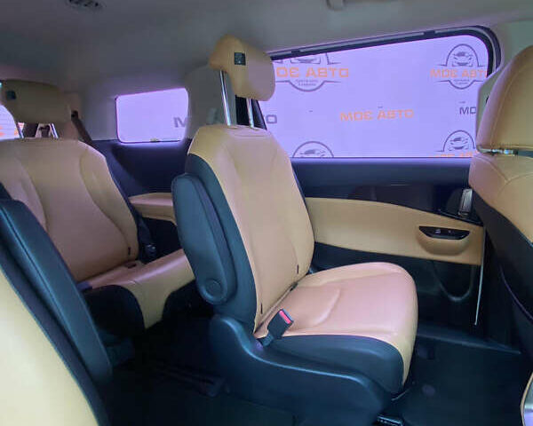 Білий Кіа Карнівал, об'ємом двигуна 2.2 л та пробігом 152 тис. км за 29950 $, фото 18 на Automoto.ua