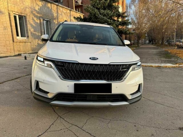 Белый Киа Карнивал, объемом двигателя 2.2 л и пробегом 39 тыс. км за 30000 $, фото 1 на Automoto.ua