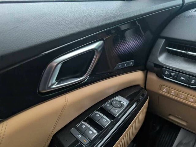 Белый Киа Карнивал, объемом двигателя 2.2 л и пробегом 43 тыс. км за 33000 $, фото 8 на Automoto.ua