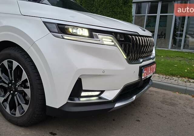 Белый Киа Карнивал, объемом двигателя 2.2 л и пробегом 144 тыс. км за 39700 $, фото 98 на Automoto.ua