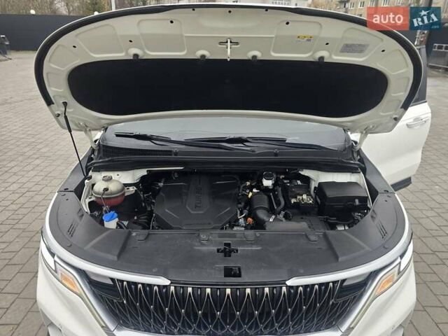 Білий Кіа Карнівал, об'ємом двигуна 2.15 л та пробігом 167 тис. км за 33000 $, фото 10 на Automoto.ua