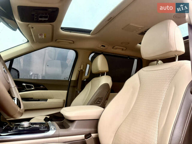 Белый Киа Карнивал, объемом двигателя 2.2 л и пробегом 85 тыс. км за 35500 $, фото 9 на Automoto.ua