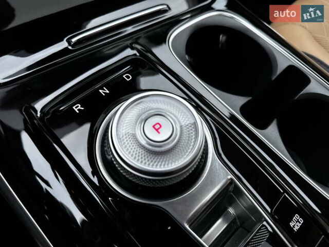 Белый Киа Карнивал, объемом двигателя 2.2 л и пробегом 23 тыс. км за 41900 $, фото 134 на Automoto.ua