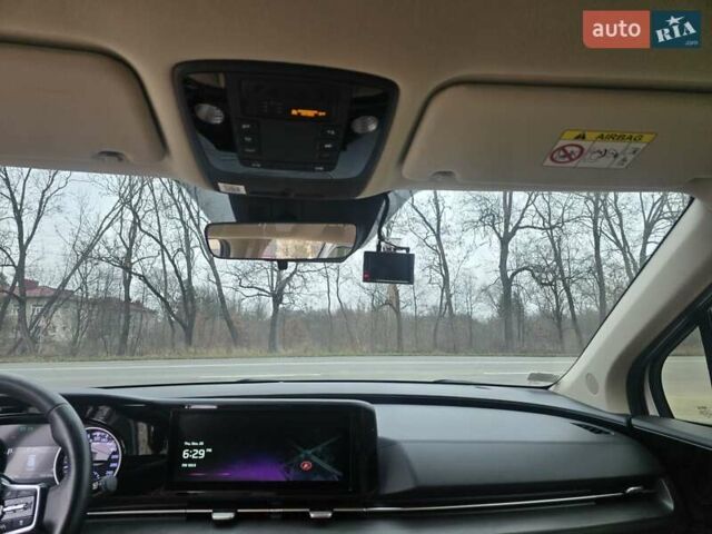 Білий Кіа Карнівал, об'ємом двигуна 2.15 л та пробігом 167 тис. км за 33000 $, фото 13 на Automoto.ua