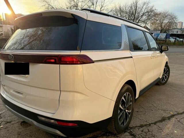 Белый Киа Карнивал, объемом двигателя 2.2 л и пробегом 39 тыс. км за 30000 $, фото 8 на Automoto.ua