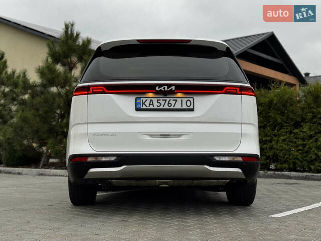 Белый Киа Карнивал, объемом двигателя 2.2 л и пробегом 23 тыс. км за 41900 $, фото 29 на Automoto.ua