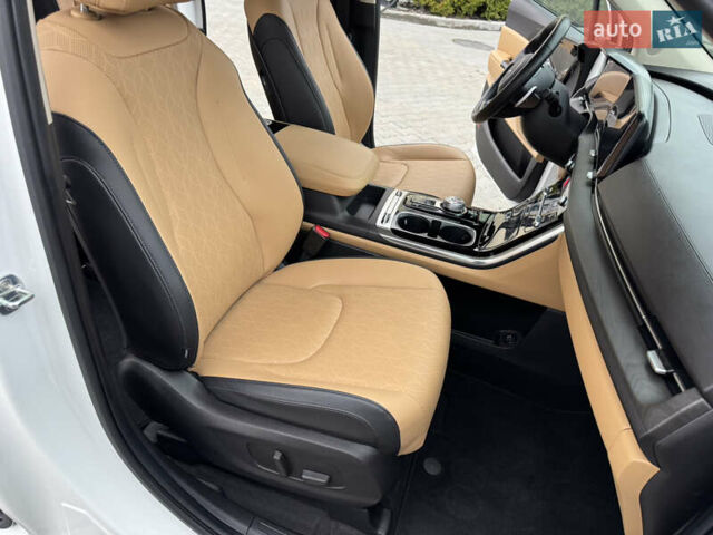 Белый Киа Карнивал, объемом двигателя 2.2 л и пробегом 23 тыс. км за 41900 $, фото 59 на Automoto.ua