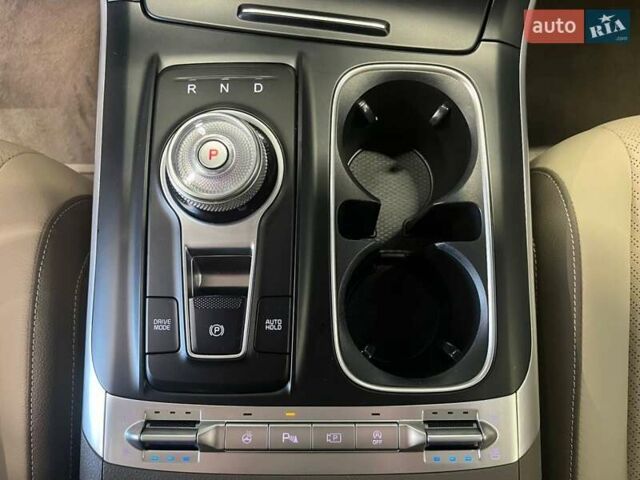 Киа Карнивал 2021 в Одессе на Automoto.ua Белый Киа Карнивал, объемом двигателя 2.15 л и пробегом 70 тыс. км за 42500 $, фото 18 на Automoto.ua