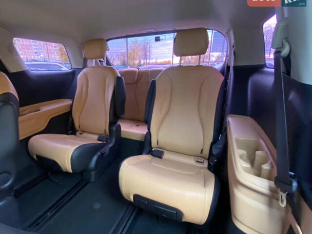 Білий Кіа Карнівал, об'ємом двигуна 2.2 л та пробігом 152 тис. км за 29950 $, фото 19 на Automoto.ua