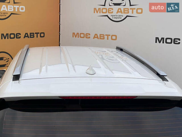 Белый Киа Карнивал, объемом двигателя 2.2 л и пробегом 152 тыс. км за 29500 $, фото 19 на Automoto.ua