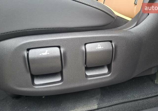 Білий Кіа Карнівал, об'ємом двигуна 2.2 л та пробігом 144 тис. км за 37800 $, фото 54 на Automoto.ua