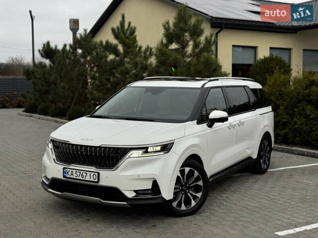 Белый Киа Карнивал, объемом двигателя 2.2 л и пробегом 23 тыс. км за 41900 $, фото 2 на Automoto.ua