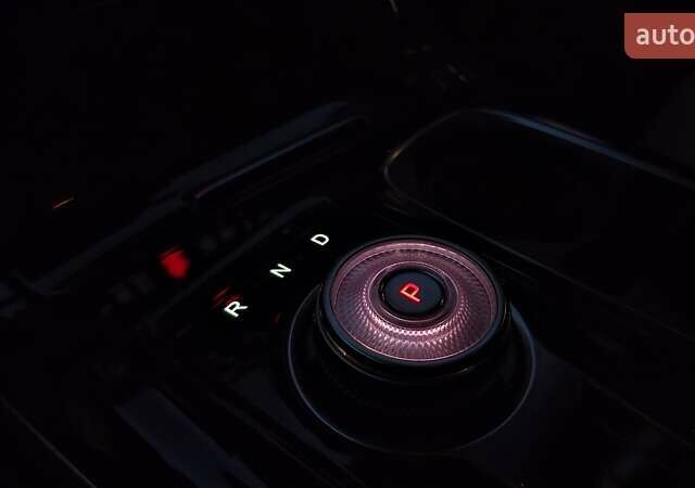 Білий Кіа Карнівал, об'ємом двигуна 2.2 л та пробігом 144 тис. км за 37800 $, фото 77 на Automoto.ua