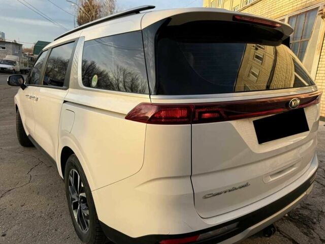 Белый Киа Карнивал, объемом двигателя 2.2 л и пробегом 39 тыс. км за 30000 $, фото 7 на Automoto.ua