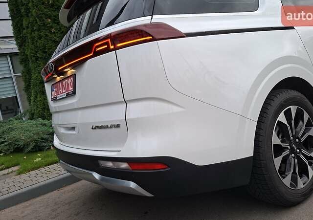 Білий Кіа Карнівал, об'ємом двигуна 2.2 л та пробігом 144 тис. км за 37800 $, фото 101 на Automoto.ua