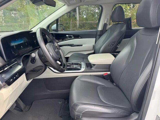 Киа Карнивал 2022 в Ивано-Франковске на Automoto.ua Белый Киа Карнивал, объемом двигателя 3.5 л и пробегом 26 тыс. км за 25000 $, фото 6 на Automoto.ua