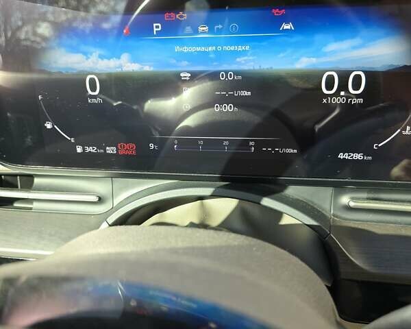 Киа Карнивал 2022 в Мукачеве на Automoto.ua Белый Киа Карнивал, объемом двигателя 2.15 л и пробегом 44 тыс. км за 49000 $, фото 35 на Automoto.ua