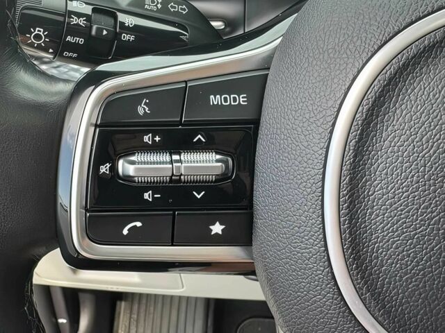 Киа Карнивал 2022 в Ивано-Франковске на Automoto.ua Белый Киа Карнивал, объемом двигателя 3.5 л и пробегом 26 тыс. км за 25000 $, фото 8 на Automoto.ua