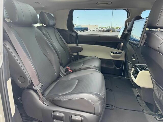 Киа Карнивал 2022 в Ивано-Франковске на Automoto.ua Белый Киа Карнивал, объемом двигателя 3.5 л и пробегом 26 тыс. км за 25000 $, фото 13 на Automoto.ua