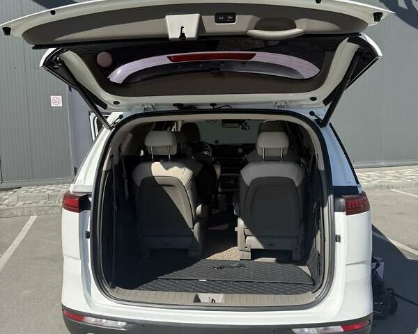 Киа Карнивал 2022 в Киеве на Automoto.ua Белый Киа Карнивал, объемом двигателя 2.9 л и пробегом 63 тыс. км за 46500 $, фото 38 на Automoto.ua