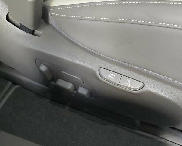 Киа Карнивал 2022 в Мукачеве на Automoto.ua Белый Киа Карнивал, объемом двигателя 2.15 л и пробегом 44 тыс. км за 49000 $, фото 28 на Automoto.ua