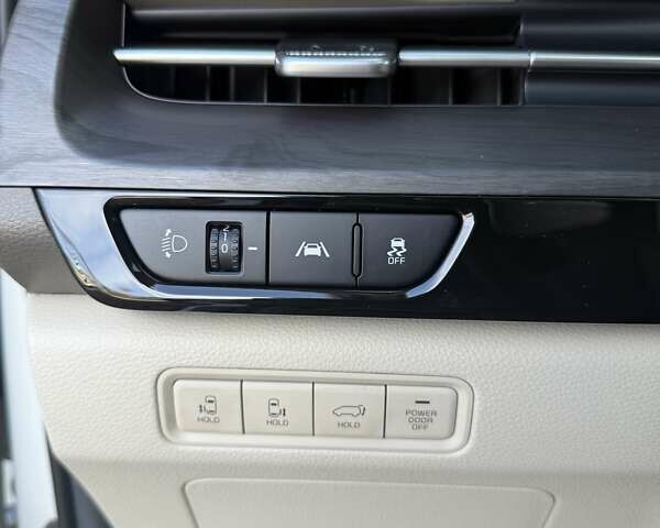 Киа Карнивал 2022 в Киеве на Automoto.ua Белый Киа Карнивал, объемом двигателя 2.9 л и пробегом 63 тыс. км за 46500 $, фото 46 на Automoto.ua