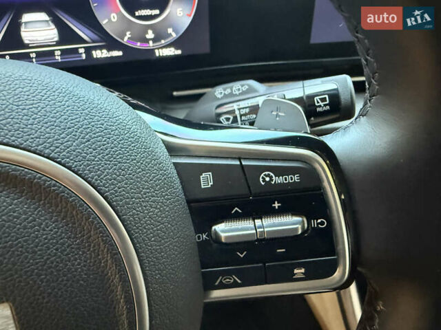 Белый Киа Карнивал, объемом двигателя 2.2 л и пробегом 11 тыс. км за 44900 $, фото 47 на Automoto.ua