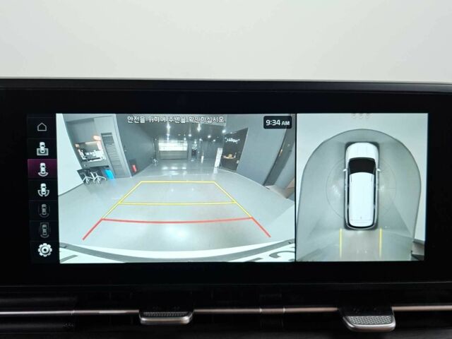 Белый Киа Карнивал, объемом двигателя 2.2 л и пробегом 97 тыс. км за 33400 $, фото 14 на Automoto.ua