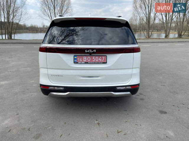 Белый Киа Карнивал, объемом двигателя 2.2 л и пробегом 62 тыс. км за 45800 $, фото 7 на Automoto.ua