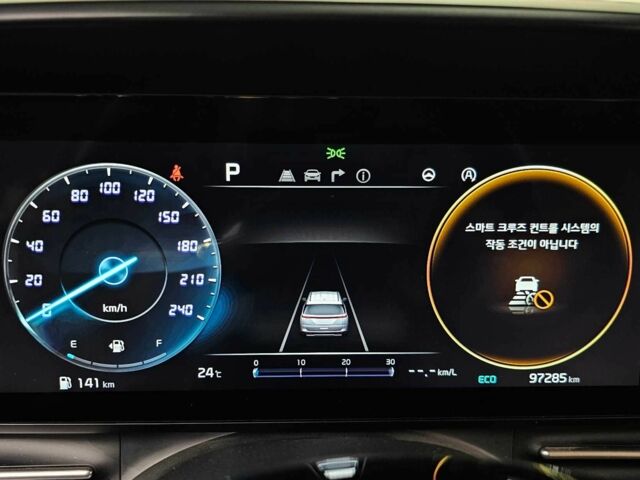 Белый Киа Карнивал, объемом двигателя 2.2 л и пробегом 97 тыс. км за 33400 $, фото 7 на Automoto.ua