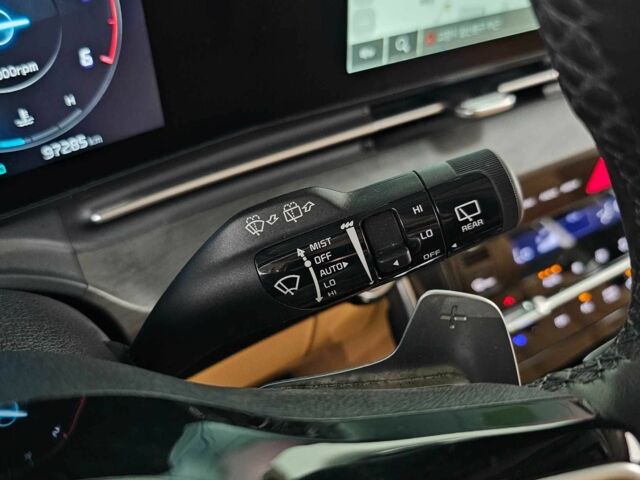 Белый Киа Карнивал, объемом двигателя 2.2 л и пробегом 97 тыс. км за 33400 $, фото 17 на Automoto.ua