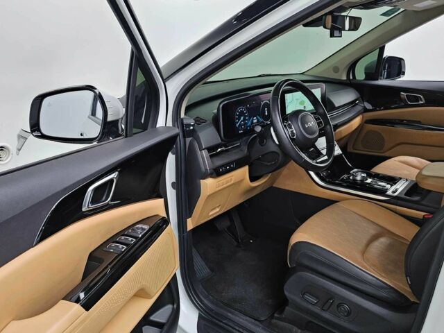 Белый Киа Карнивал, объемом двигателя 2.2 л и пробегом 97 тыс. км за 33400 $, фото 9 на Automoto.ua