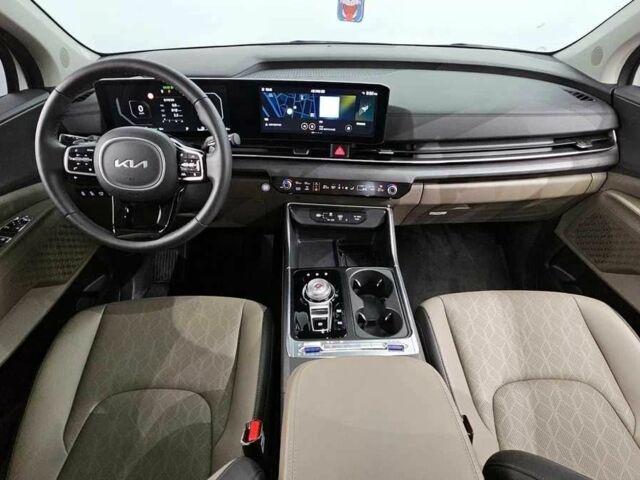 Белый Киа Карнивал, объемом двигателя 1.6 л и пробегом 12 тыс. км за 36600 $, фото 6 на Automoto.ua