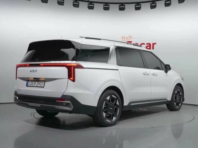 Белый Киа Карнивал, объемом двигателя 2.2 л и пробегом 4 тыс. км за 34000 $, фото 2 на Automoto.ua