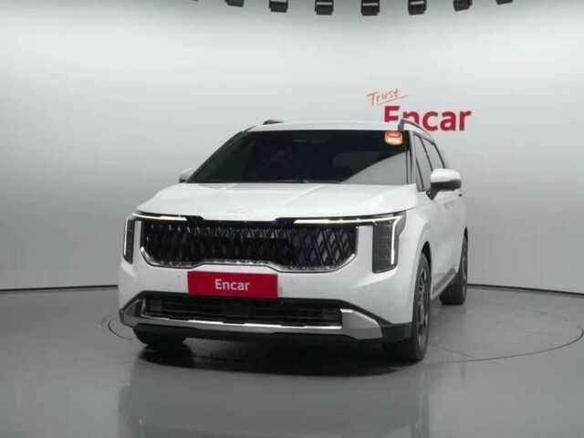 Белый Киа Карнивал, объемом двигателя 2.2 л и пробегом 4 тыс. км за 34000 $, фото 1 на Automoto.ua